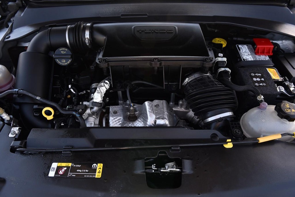 Jeep Compass Vehicle Full-screen Gallery Image 26