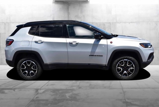 Jeep Compass Vehicle Image 05