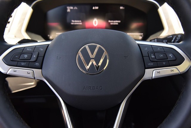 Volkswagen Tiguan Vehicle Image 19