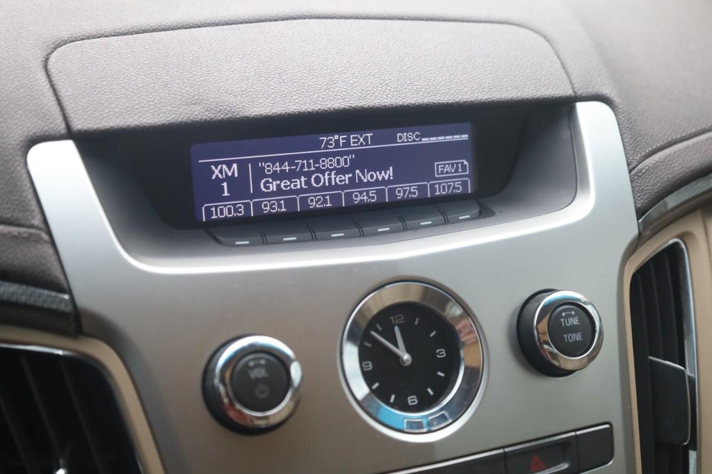 Cadillac CTS Vehicle Full-screen Gallery Image 14