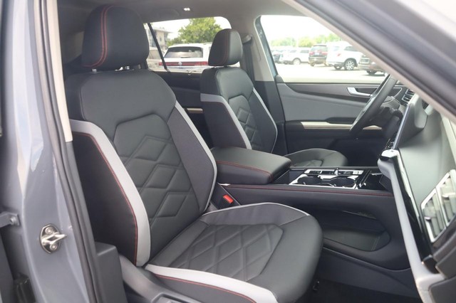 Volkswagen Atlas Vehicle Image 19