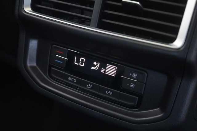 Volkswagen Atlas Vehicle Image 21