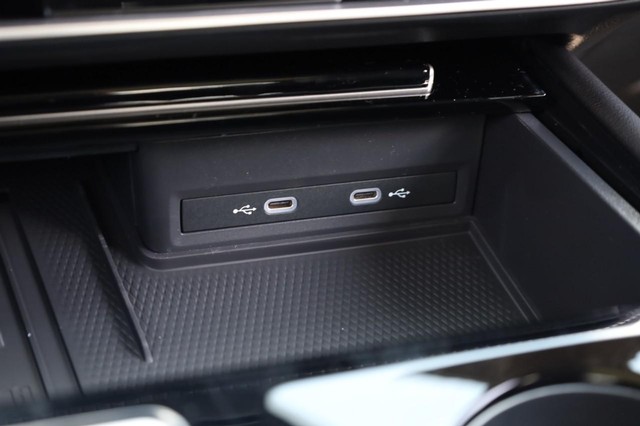 Volkswagen Atlas Vehicle Image 16
