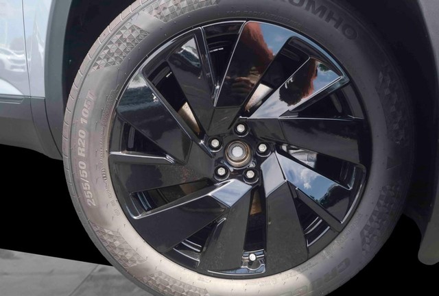 Volkswagen Atlas Vehicle Image 03
