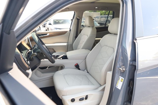 Volkswagen Atlas Vehicle Image 10