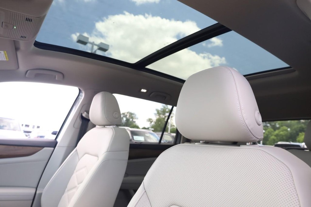 Volkswagen Atlas Vehicle Full-screen Gallery Image 22