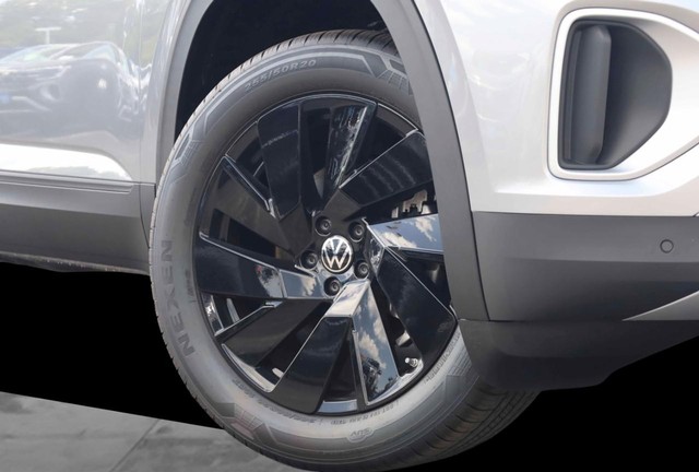 Volkswagen Atlas Vehicle Image 03
