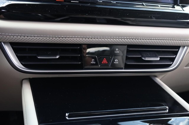 Volkswagen Atlas Vehicle Image 15
