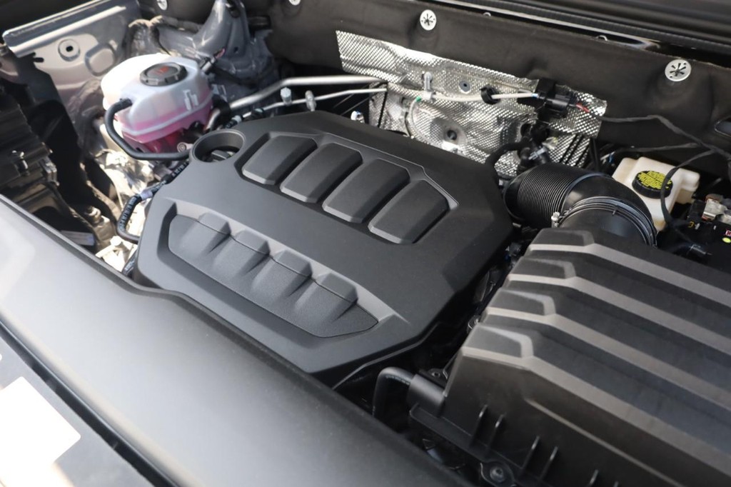 Volkswagen Atlas Vehicle Full-screen Gallery Image 25