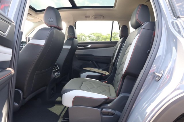 Volkswagen Atlas Vehicle Image 19