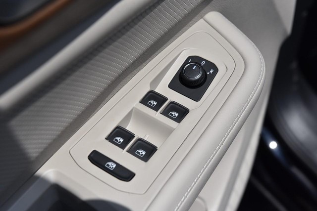 Volkswagen Atlas Vehicle Image 08