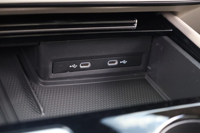 Volkswagen Atlas Vehicle Image 16