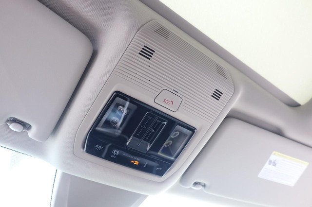 Volkswagen Atlas Vehicle Image 18