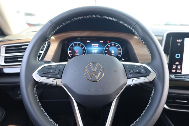Volkswagen Atlas Vehicle Image 11