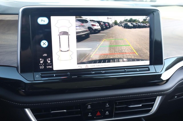 Volkswagen Atlas Vehicle Image 14