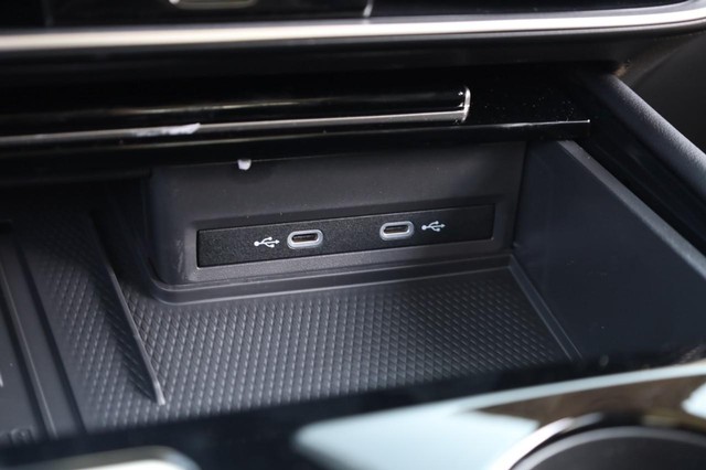 Volkswagen Atlas Vehicle Image 16
