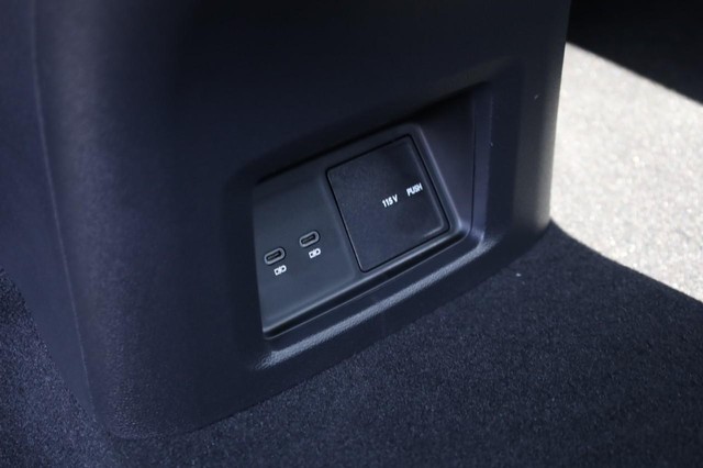Volkswagen Atlas Vehicle Image 25
