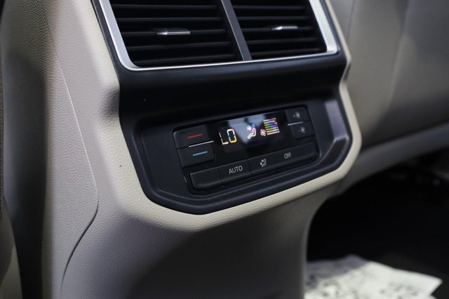 Volkswagen Atlas Vehicle Image 24