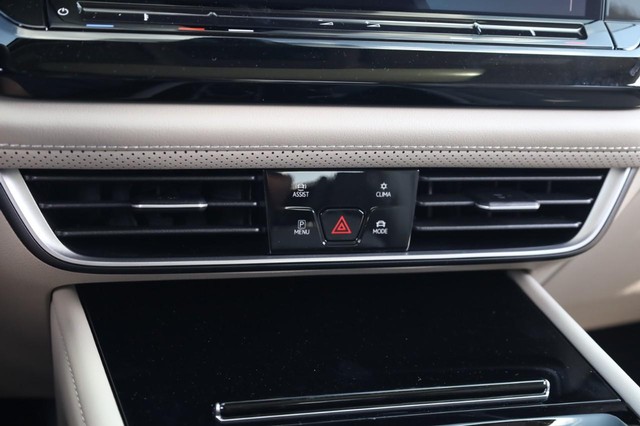 Volkswagen Atlas Vehicle Image 14