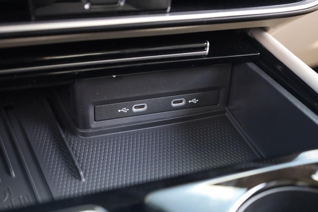 Volkswagen Atlas Vehicle Image 15