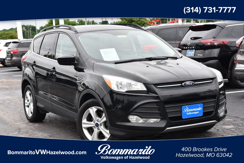 Ford Escape Vehicle Full-screen Gallery Image 01