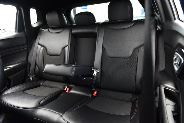Jeep Compass Vehicle Image 22