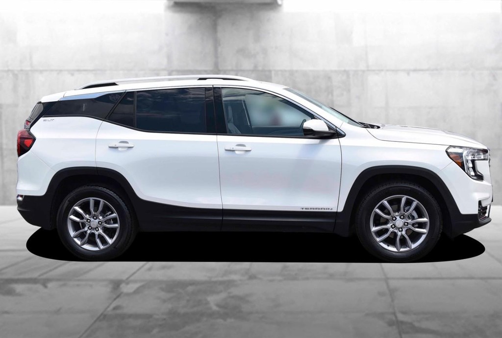 GMC Terrain Vehicle Full-screen Gallery Image 5