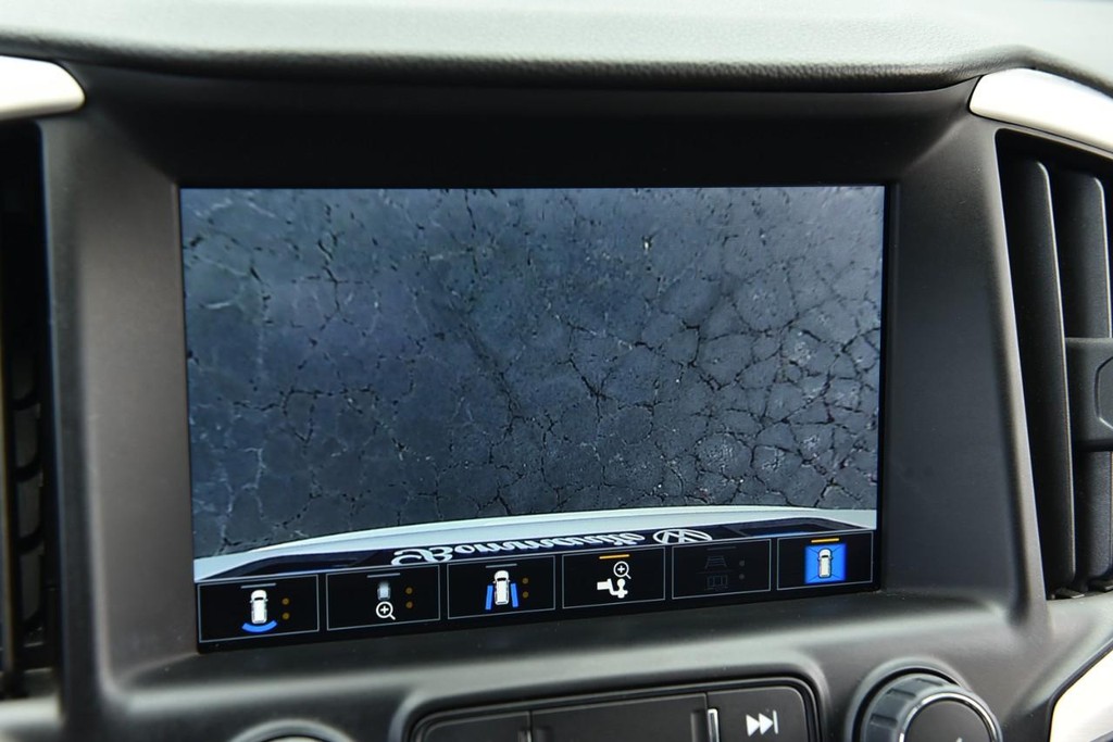 GMC Terrain Vehicle Full-screen Gallery Image 17