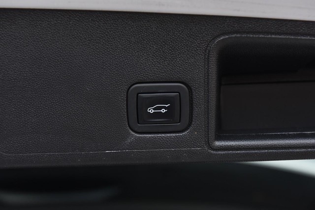 GMC Terrain Vehicle Image 31