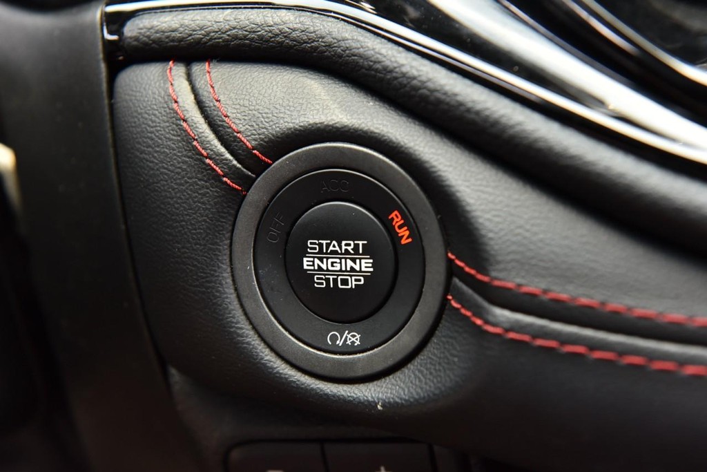 Dodge Durango Vehicle Full-screen Gallery Image 18