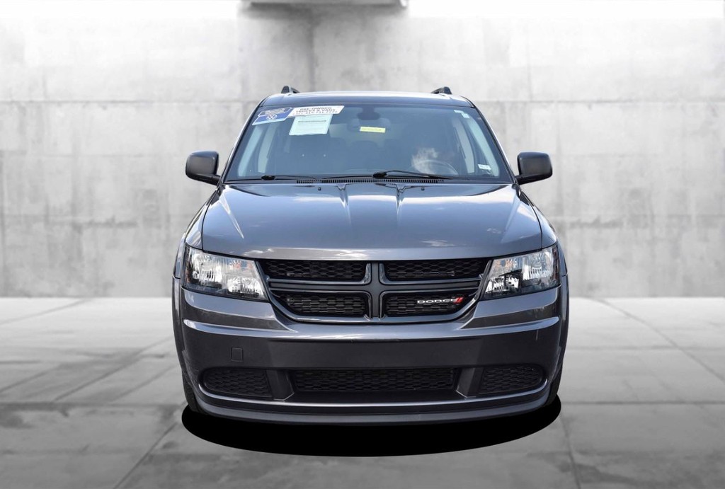 Dodge Journey Vehicle Full-screen Gallery Image 4