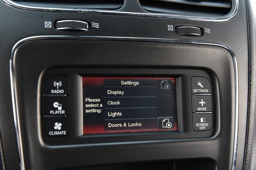 Dodge Journey Vehicle Full-screen Gallery Image 12