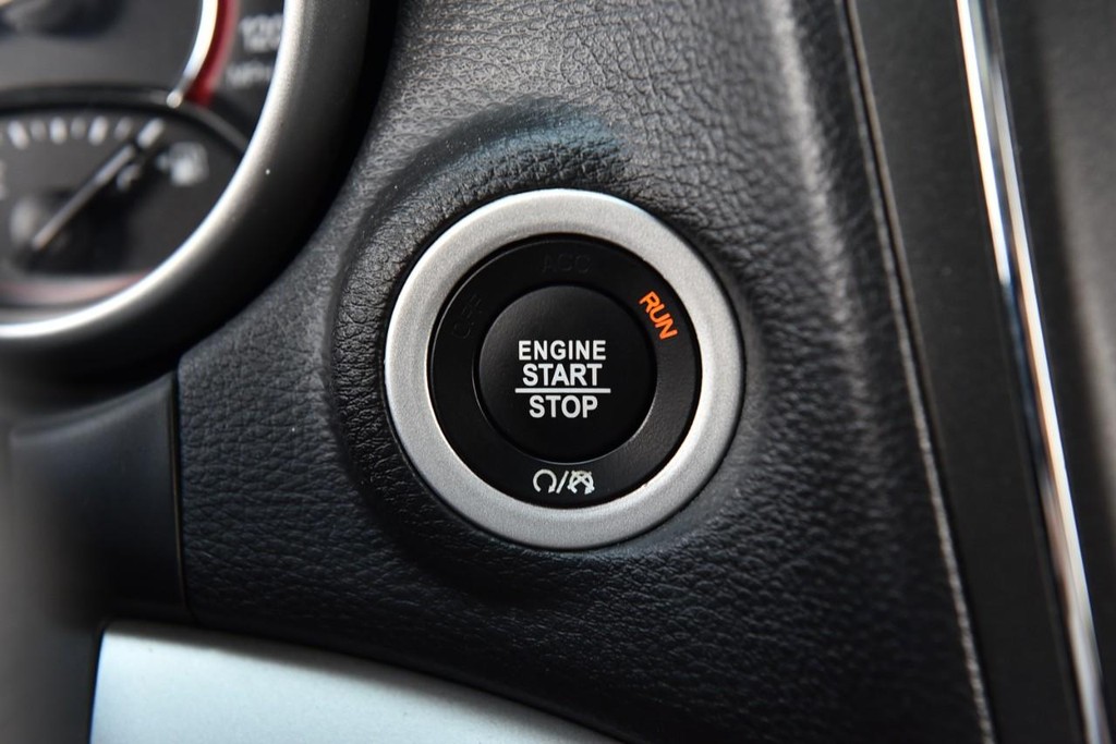 Dodge Journey Vehicle Full-screen Gallery Image 13