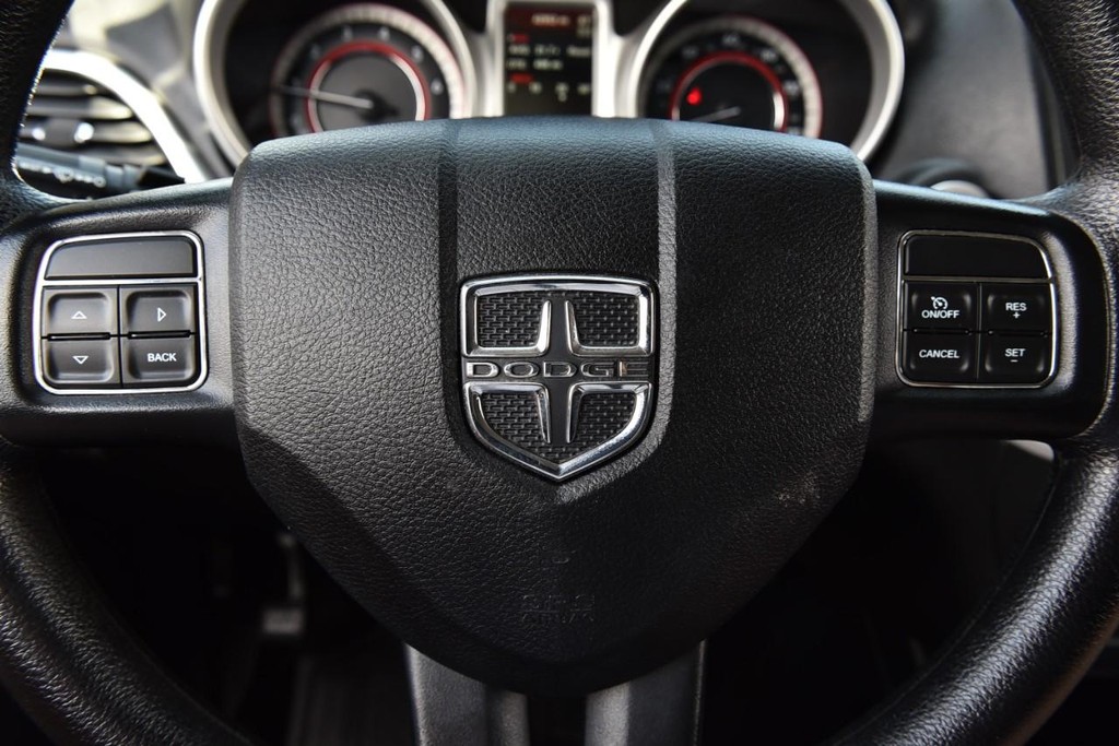 Dodge Journey Vehicle Full-screen Gallery Image 15