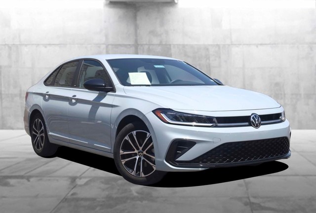 Volkswagen Jetta Vehicle Image 02