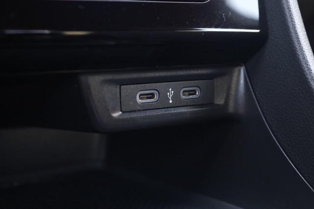 Volkswagen Jetta Vehicle Image 14