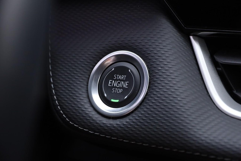 Chevrolet Equinox Vehicle Full-screen Gallery Image 14