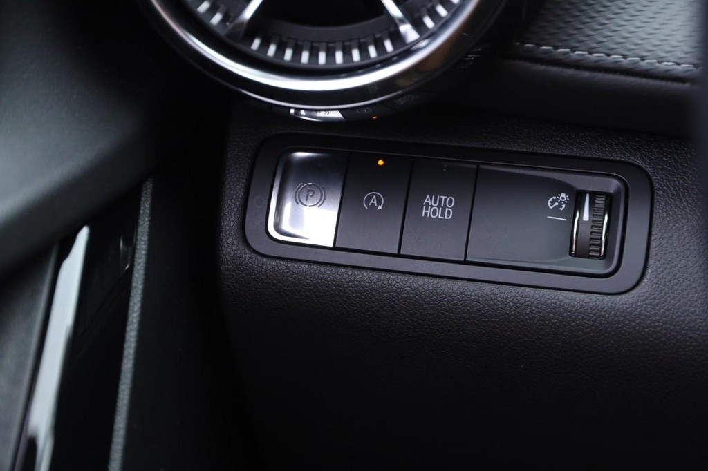 Chevrolet Equinox Vehicle Full-screen Gallery Image 17