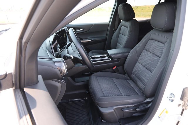 Chevrolet Equinox Vehicle Image 08