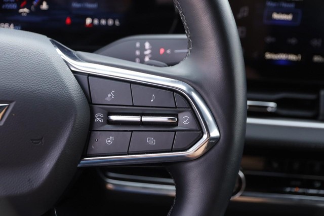 Chevrolet Equinox Vehicle Image 12