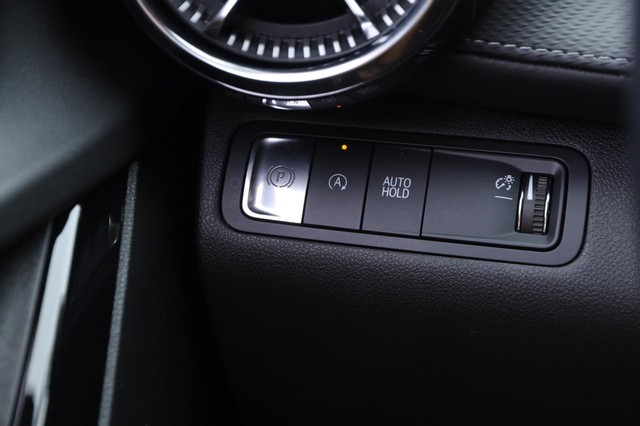 Chevrolet Equinox Vehicle Image 17