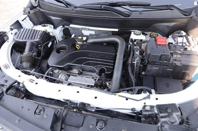 Chevrolet Equinox Vehicle Image 24