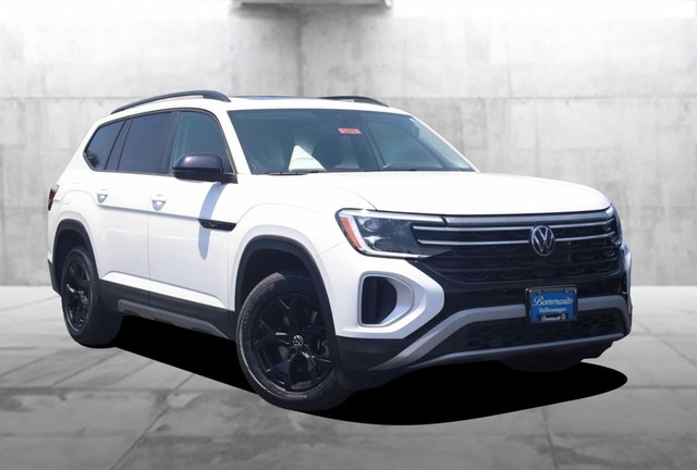 Volkswagen Atlas Vehicle Image 02