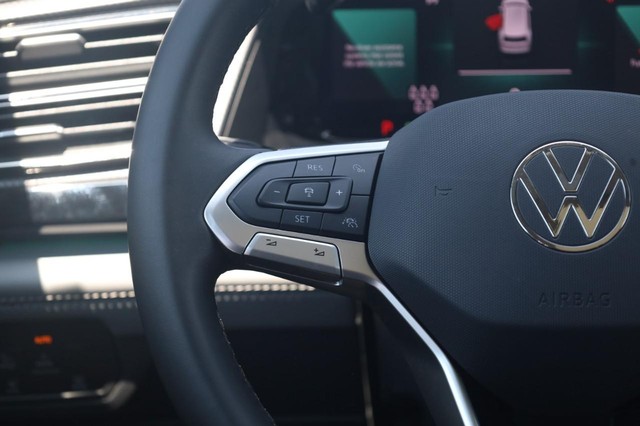 Volkswagen Atlas Vehicle Image 10