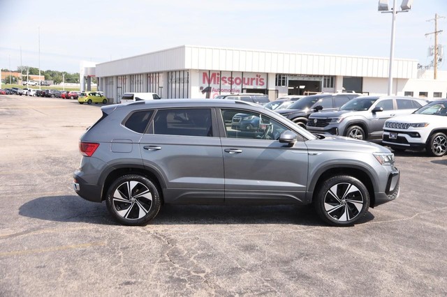 Volkswagen Taos Vehicle Image 05
