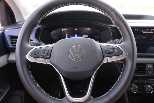 Volkswagen Taos Vehicle Image 10