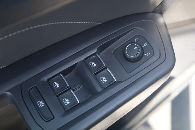 Volkswagen Atlas Vehicle Image 11