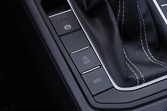 Volkswagen Jetta Vehicle Image 17