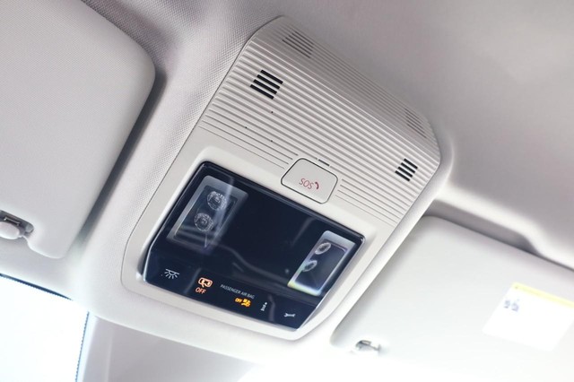 Volkswagen Atlas Vehicle Image 15
