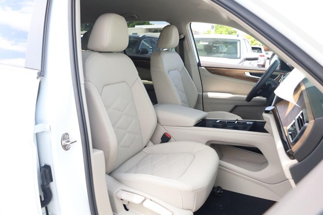 Volkswagen Atlas Vehicle Image 27